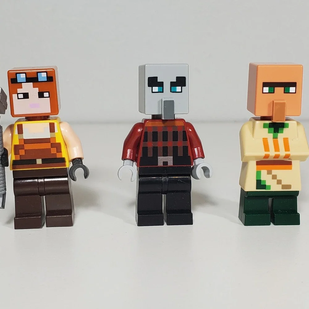 Lego Minecraft Minifigures Lot 5 Figures Steve Alex Blacksmith Pillager Villager